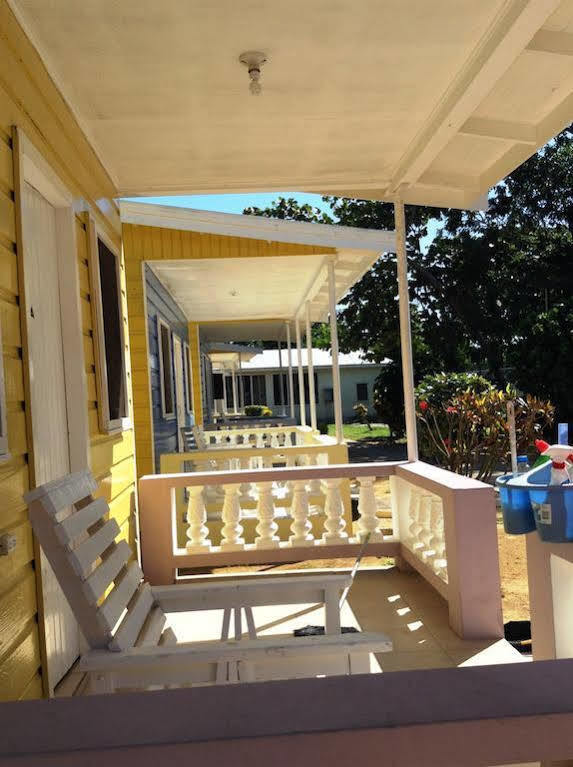 Roots Bamboo Beach Resort Negril Exterior foto
